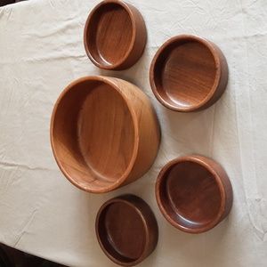 Teak Lg Salad Bowl with 4 Small Bowls 5pc Set